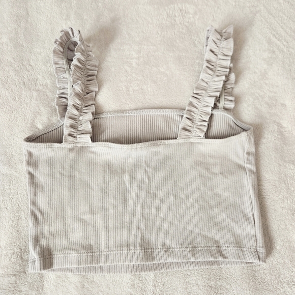 2/$20 Aritzia Sunday Best Firecracker-Inspired Ribbed Cropped Tank Top Beige S - Picture 5 of 7